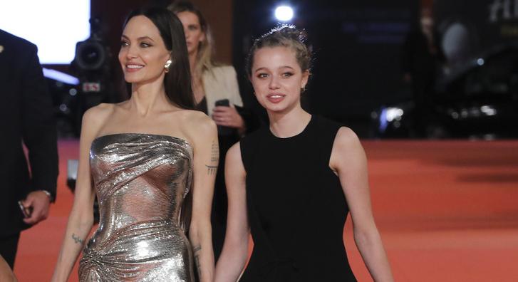 Megszólalásig hasonlít Angelina Jolie-ra tinilánya legfrissebb fotóin