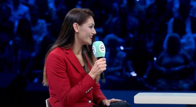 "Szerencsés időszakban lehetek anyuka!" - Kulcsár Edina is megszólalt a DPK gyűlésén