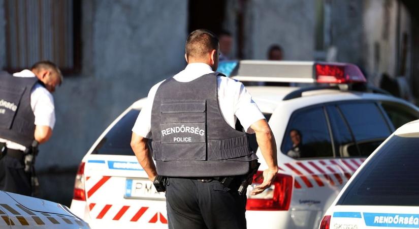 Rendőrökre támadtak a gyászoló rokonok, rendíthetetlenül küzd felesége gyógyulásáért a családapa