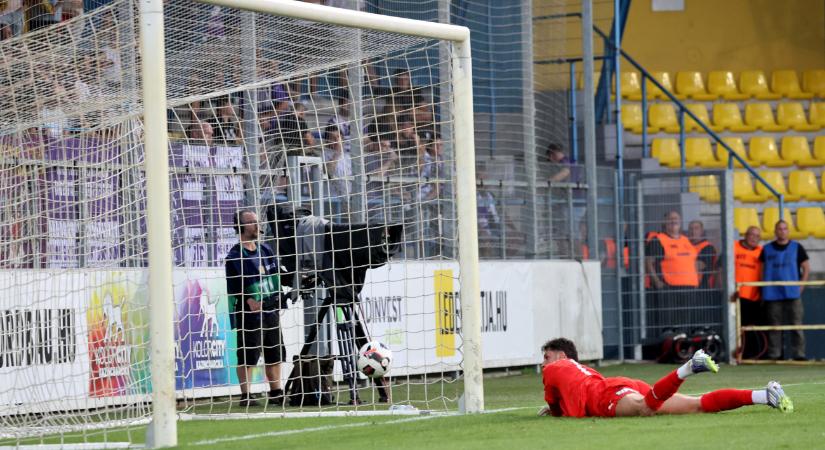 A Paks őrzi veretlenségét, az Újpest kikapott a sereghajtótól