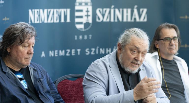 Vidnyánszky Attila nem foglalkozik a Fideszes kritikákkal, így is jön Marx