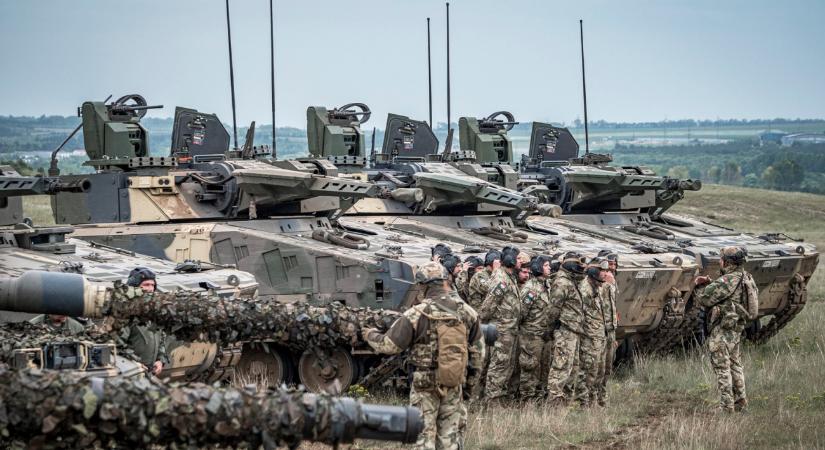 Rengeteg katona jelenik meg vasárnap a Balatonnál
