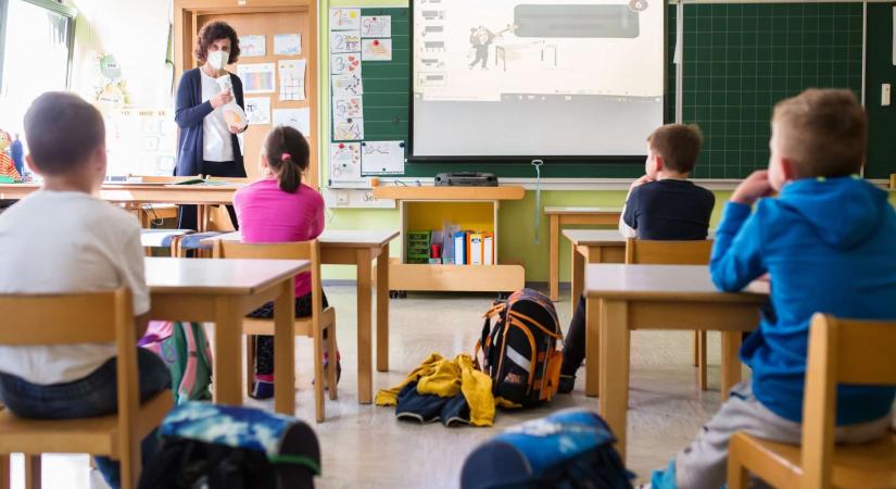 Kiderítettük, melyik boltban veheted most meg legolcsóbban a gyerek szülinapi buli menüjét az iskolába