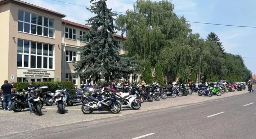 Állatvédő egyesületnek gyűjtenek a motorosok vasárnap