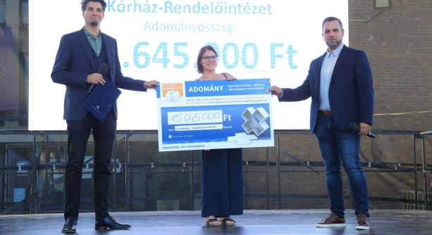 Tömeges "városjárás" a megelőzés és a segítségnyújtás jegyében (galéria)