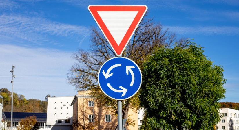 Figyelem! Újra lezárják a népszerű pécsi körforgalmat