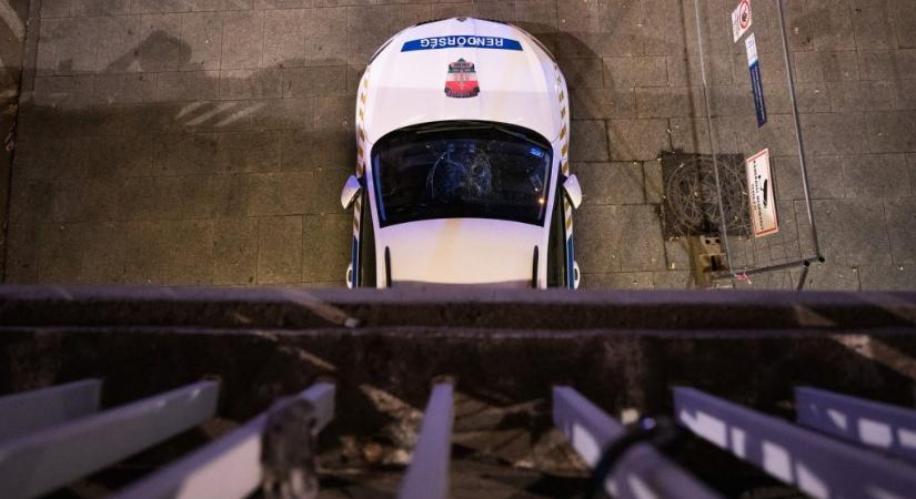 A rendőrök elől menekült a betörő, mikor életveszélyesen megsérült