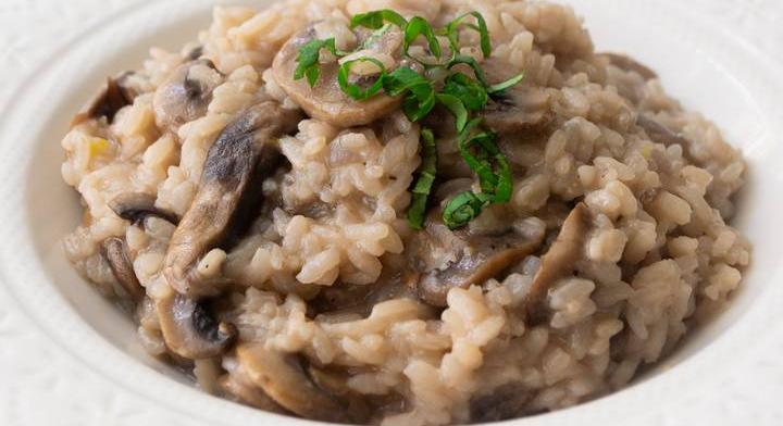 Krémes gombás-fehérboros rizottó: olasz recept őszi köntösben
