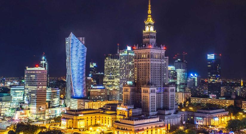A Moody's negatívra rontotta a lengyel államadósosztályzat kilátását