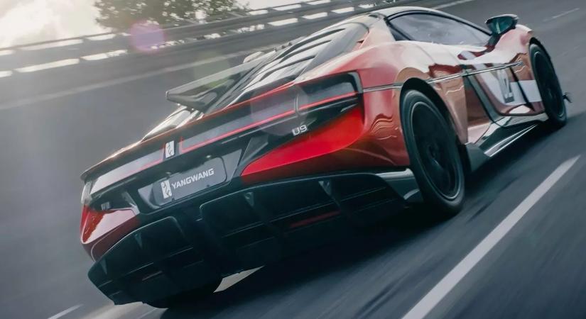 A Bugatti brutális rekordját is könnyedén szárnyalta túl a kínai hiperautó