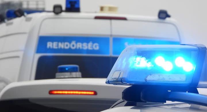 Az utcán halt meg egy rendőr