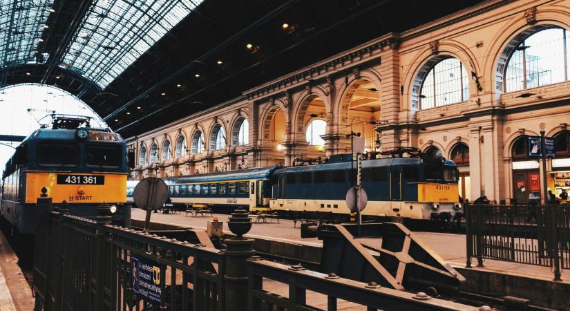 Nem tudott időben újranyitni a Keleti pályaudvar