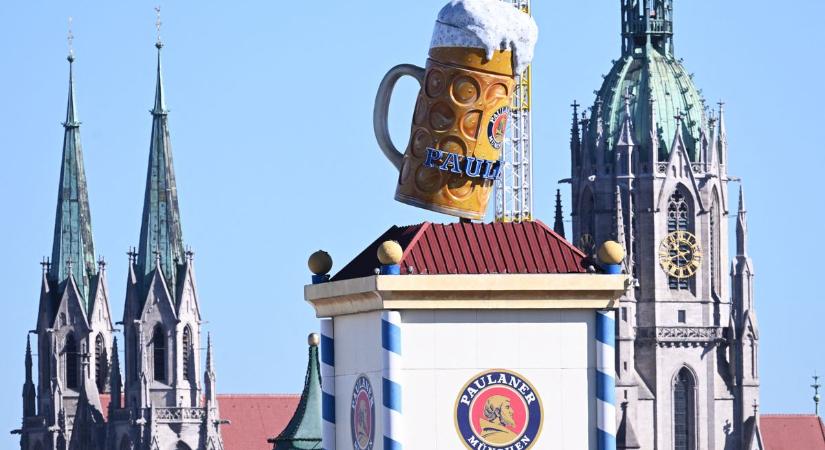 Sörhullák lepik el Münchent, már megvan az elő: horror árakkal rajtolt el az Oktoberfest – videó
