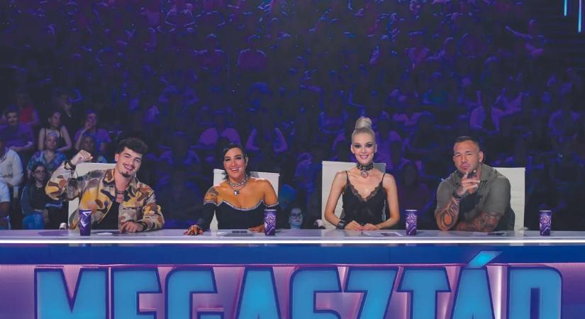 Laci bácsi elveszett Tóth Gabi keblei között a Megasztár színpadán  VIDEÓ