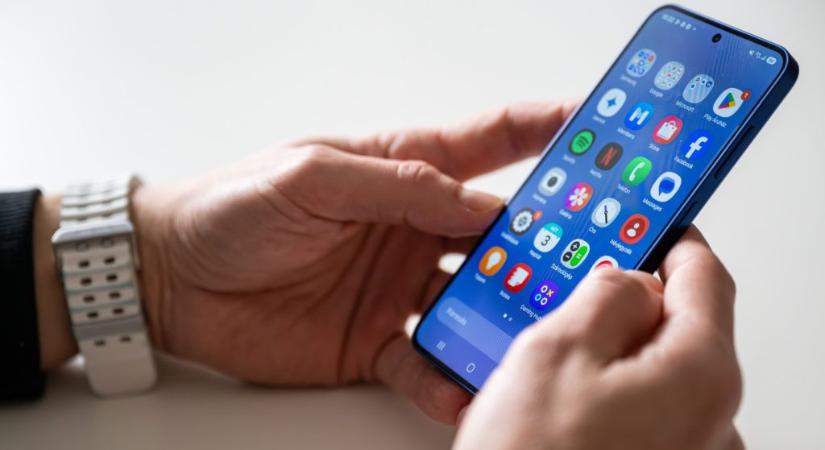 Ezek a Samsung mobilok kapják meg hamarosan az Android 16-ot