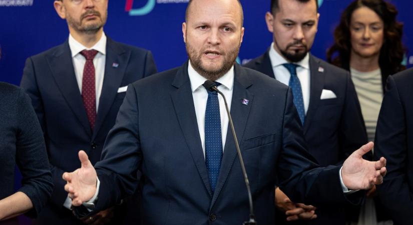 Jaroslav Naď: A Fico-kormány leváltása a cél, nem az ellenzék belső harca