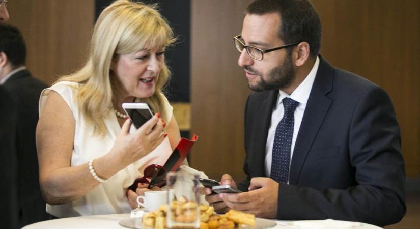 Elveszett szuverenitásvédelem: Le kell mondania a digitális harcossá avanzsált Lánczi Tamásnak