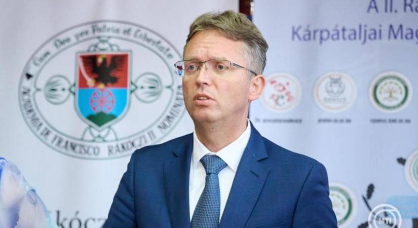 Hankó Balázs: a magyar kormány kiáll a magyar nyelvű, szívű és lelkű oktatás mellett