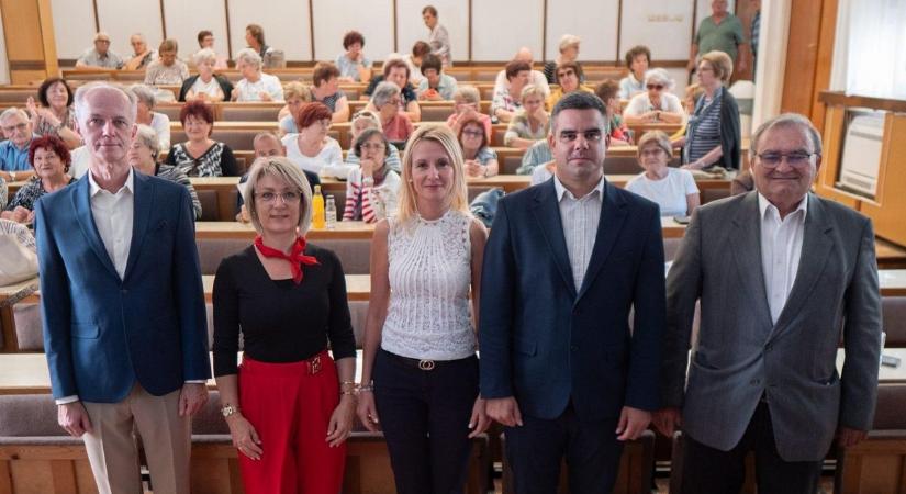 Az időseket várják ezekkel az izgalmas programokkal Zalaegerszegen - elindult az idei sorozat!