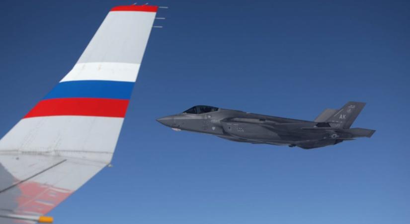 A cseh elnök szerint a NATO lelőhetné az oroszok légtérsértő gépeit