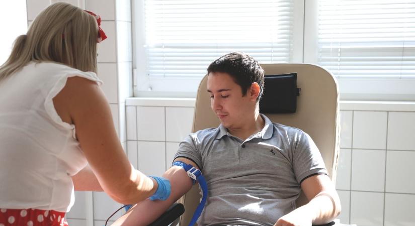 Egyetlen óra az életedből – három ember életét mentheted meg!