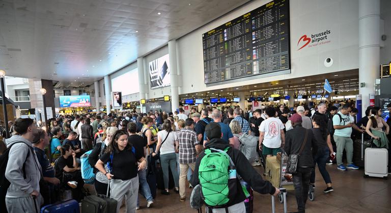 Tovább súlyosbodik a káosz Európa repterein, több tucat járatot töröltek