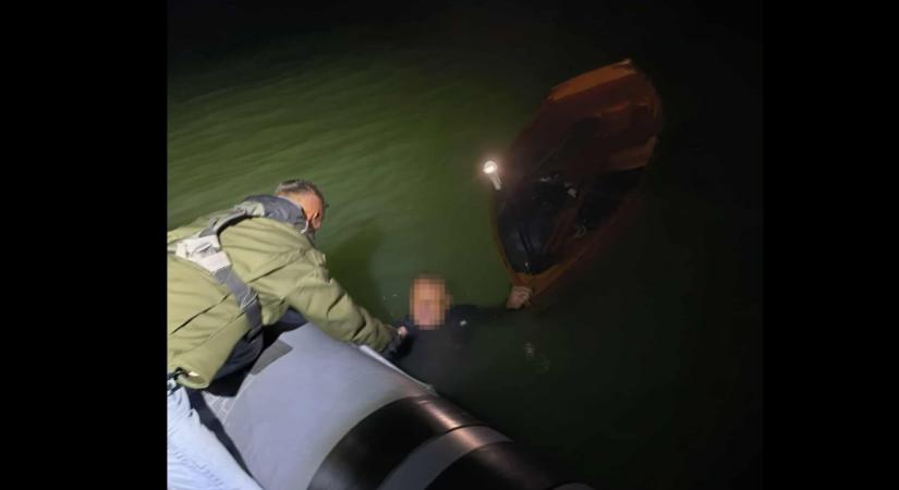 3 órája kapaszkodott a csónakjába a horgász, mikor megtalálták a Balatonban péntek éjjel