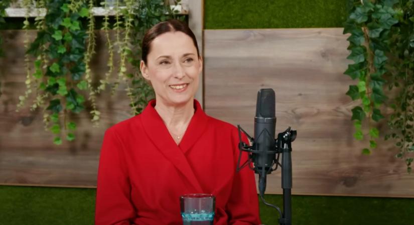 Porcok, ízületek, izmok, bajok – Vendég: Feövenyessy Krisztina / Panna, csajok, satöbbi podcast