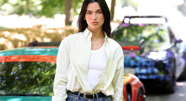 Dua Lipa megható gyerekkori videóval tette emlékezetessé New York-i koncertjét