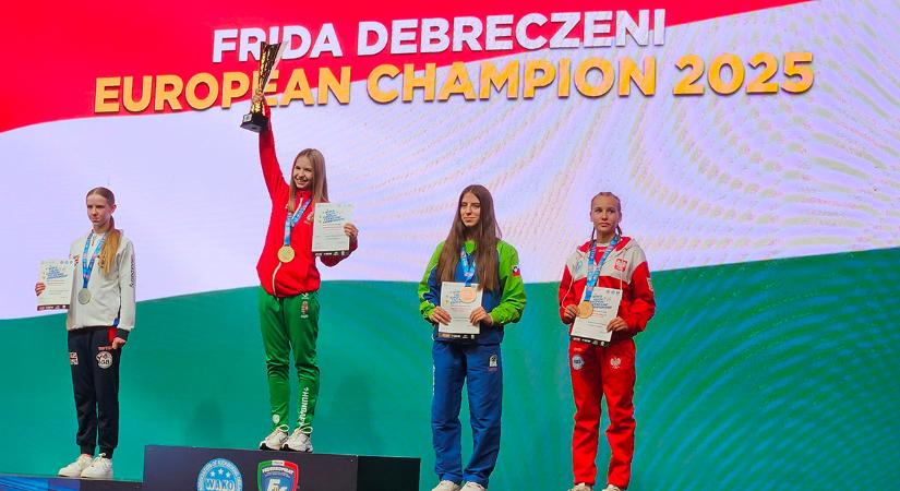 A Kick-box Eb utolsó napjára is jutottak érmek!