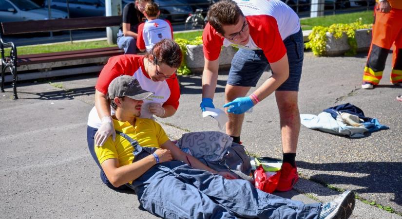 Győr-Moson-Sopron csapata a legjobb elsősegélynyújtók között végzett - videó, fotók