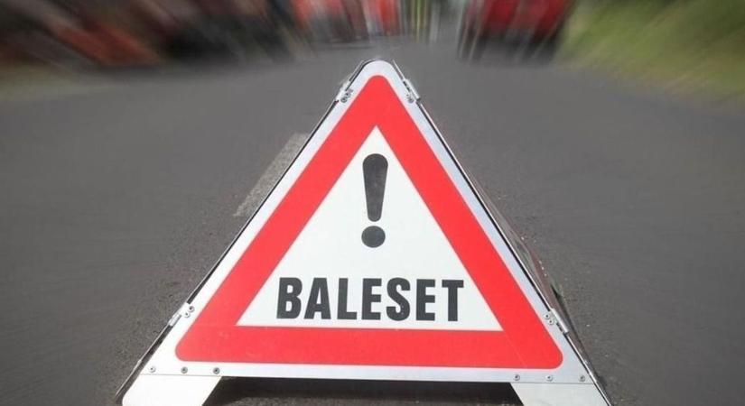 Három autó karambolozott az M7-esen, nagy erőkkel zajlik a mentés