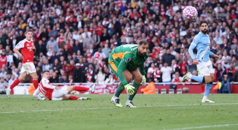 Guardiola mindenkit meglepett a taktikájával, de a 93. percben elúszott az Arsenal elleni győzelem