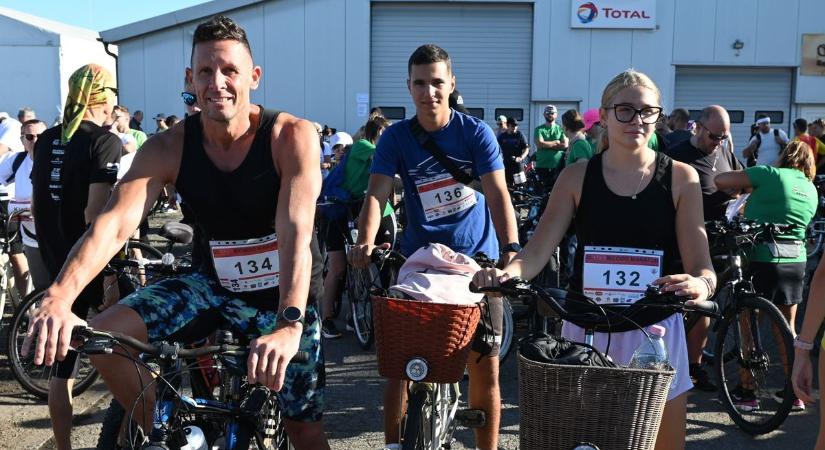 A hőség sem tántorította el a bicogókat – több mint háromszáz versenyző állt rajthoz a hétvégén