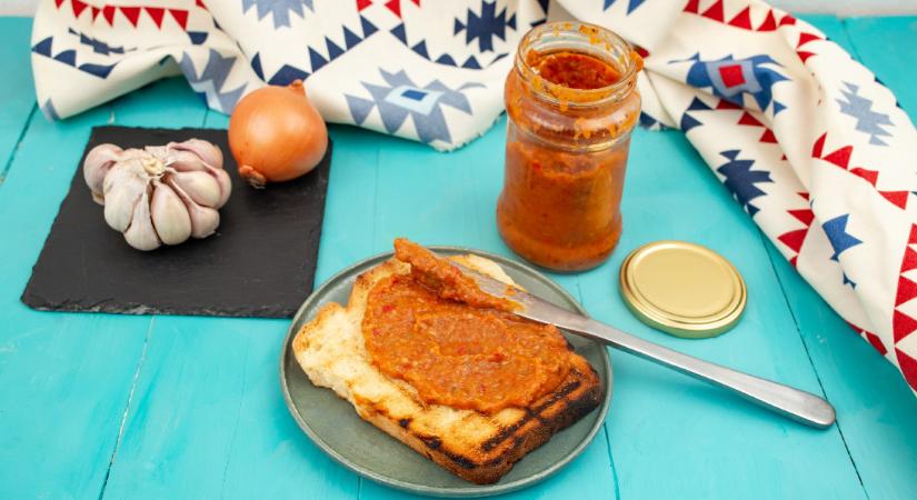 Magammal hozott hagyomány: így készül az eredeti erdélyi zakuszka
