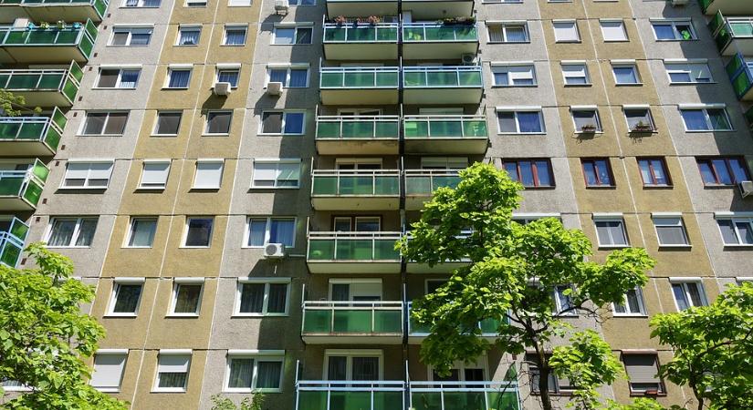 Menekülnek a városokból a fiatalok az extrém magas ingatlanárak miatt