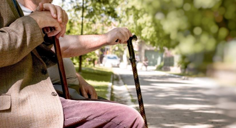 Üzenet érkezett a nyugdíjasokhoz az októberi nyugdíj kapcsán