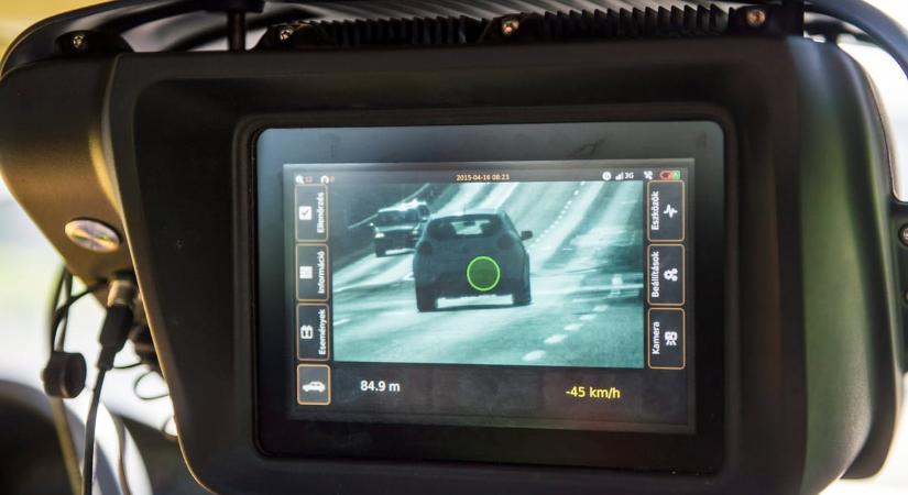 Hiába van lassan mindenhol traffipax, egyelőre nem lett kevesebb a baleset
