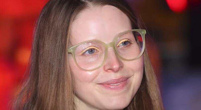 Csak a „hajával játszik”, mégis kizárták a Harry Potter-színésznőt egy rajongói rendezvényről
