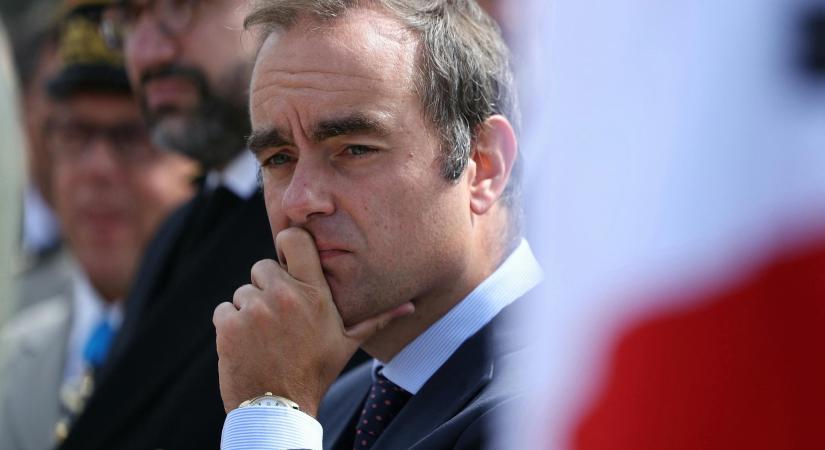 Golyófogónak emelte maga elé a lojális katonáját Macron a kormányfői posztra