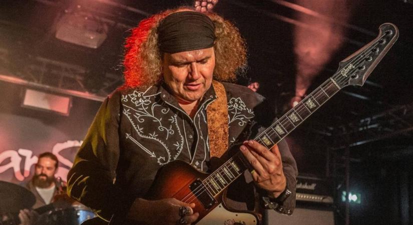 Visszatér Budapestre a holland blues-rock veterán: Julian Sas az Analogban