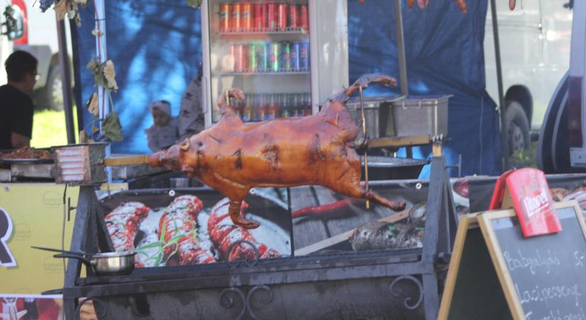 Tóth Ferenc: Rendezvényáradat keleten (Képekkel)