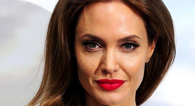 Angelina Jolie szavai felrázhatják az amerikai filmes világot