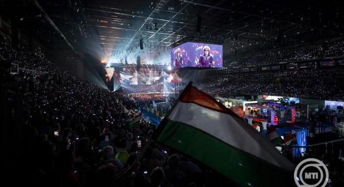 Orbán Viktor: „Agyonütni sem lehet bennünket”