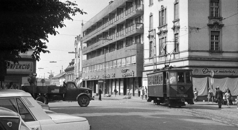 Így repeszt a villamos Sóstóra! Mozgásban a járat, amit már rég elfelejtett a város – videóval