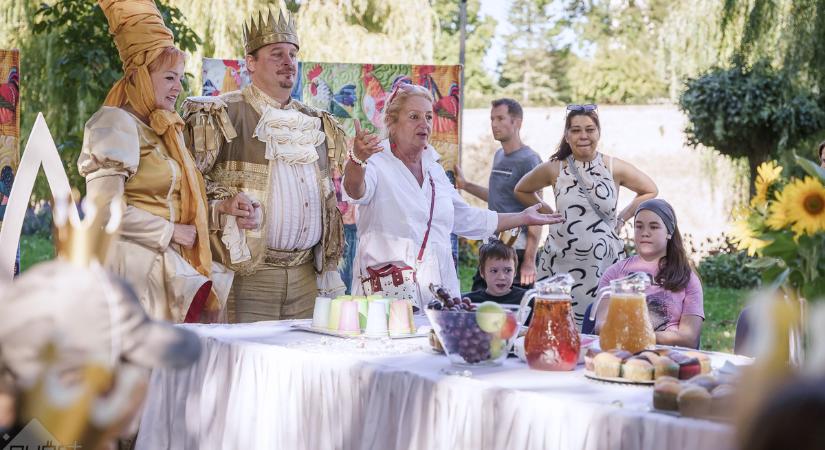 A Vaskakas Titkos Társasága piknikezett a hétvégén