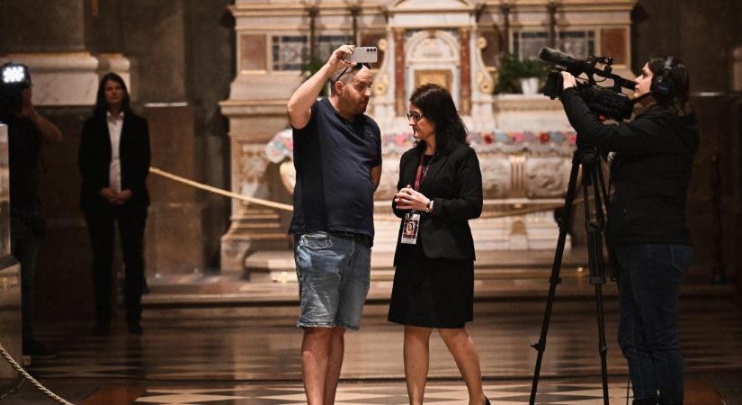Bede Zsolt közösen pózolt Orbán Viktorral