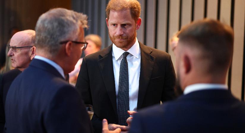 Nincs visszaút: Harry herceg hiába fontolgatja, mégsem térhet vissza a királyi feladatokhoz