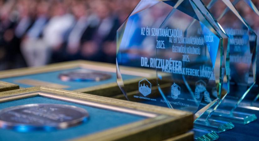 Kihirdették az év szaktanácsadója díj győztesét