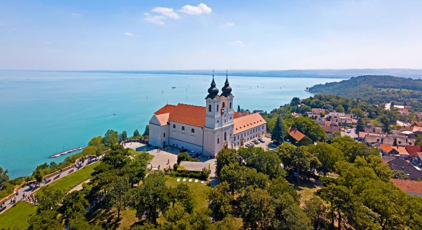 A Balatonon nyaralni jó, de ott élni még jobb!